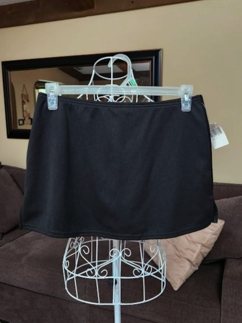 NWT  Currants black skort sz large